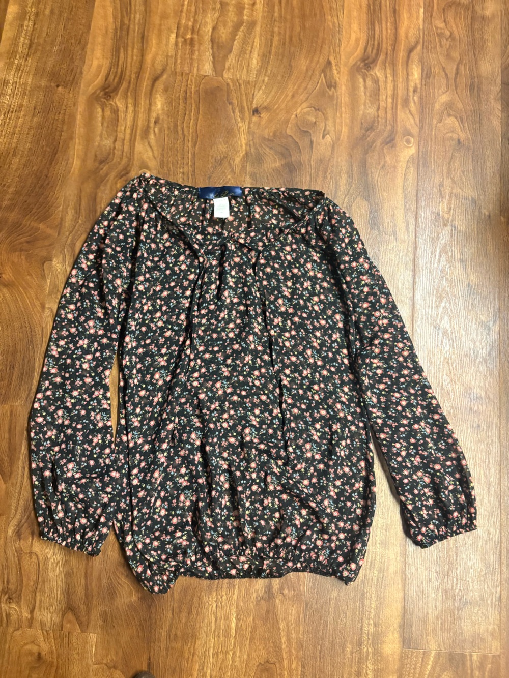 Blue Rain Francesca's Boho Dainty Floral Peasant Blouse Long Sleeve Black M